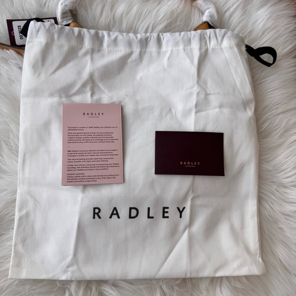 Cynthia Rowley Kensington Place Small Open Top Shoulder Bag Pecan NWT - Picture 10 of 16